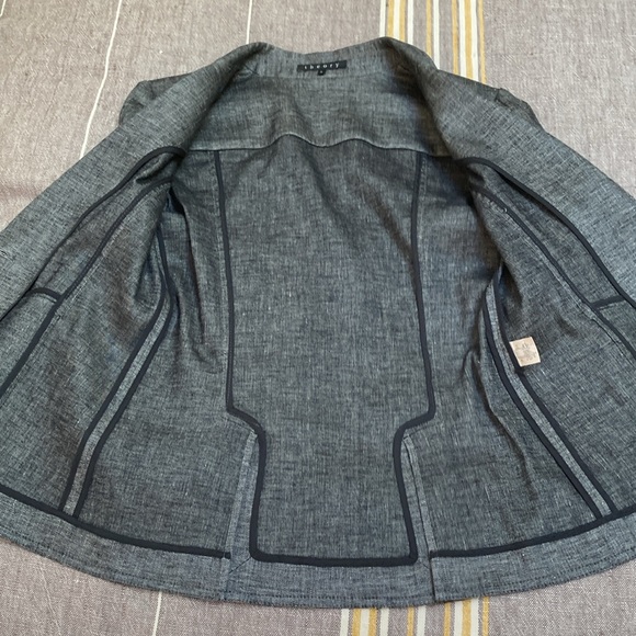 Theory linen jacket Size 6 - Picture 6 of 10